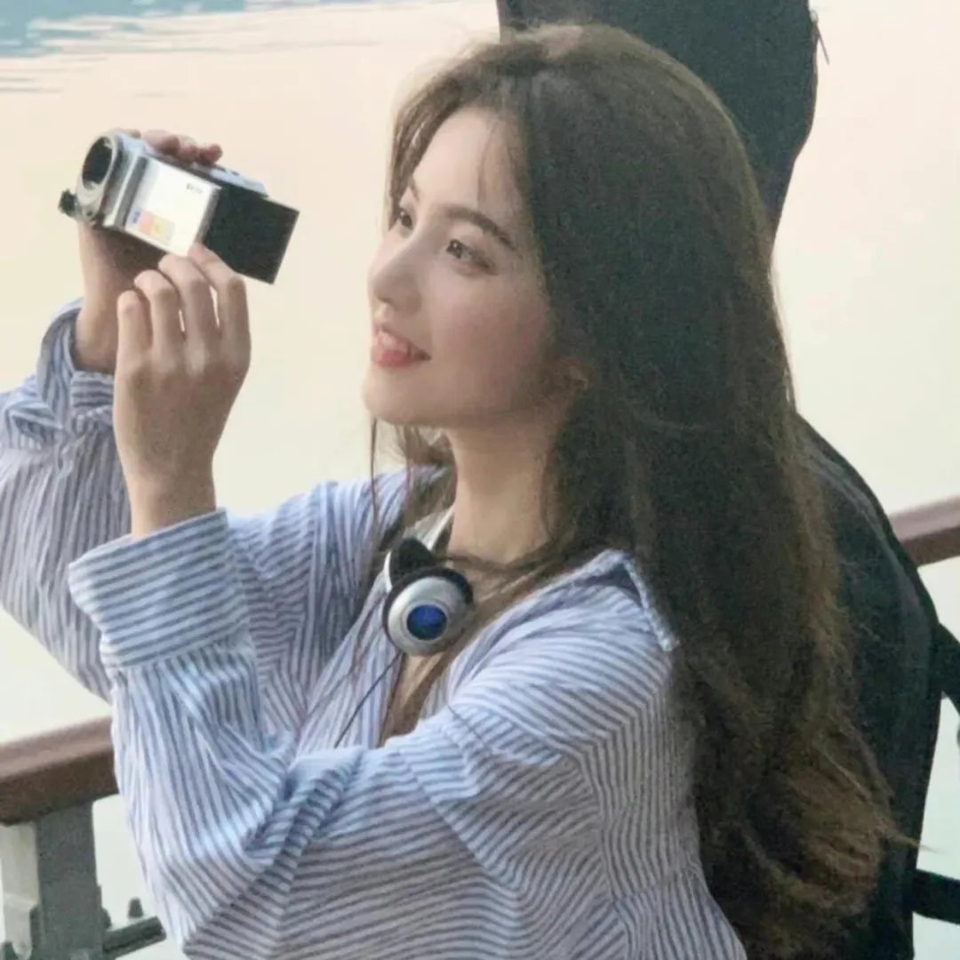 609房间的睡前故事